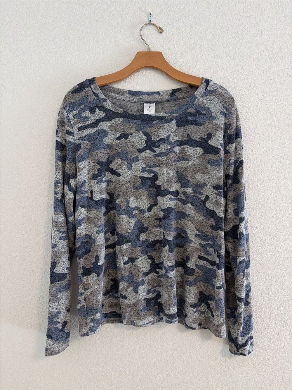 NEW Members Mark Women Blue Gray Camo Top Shirt L Sweater Long Sleeve Scoop Neck